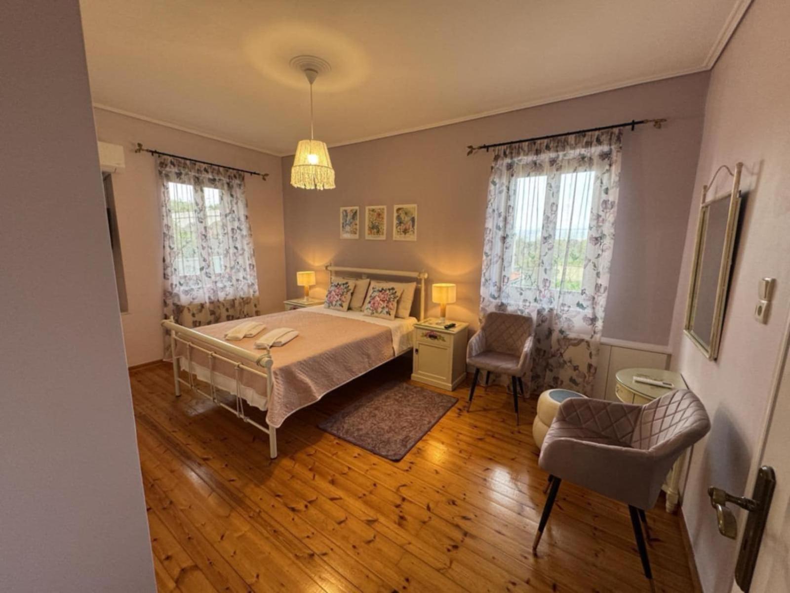 Villa Iris Мистрас Екстериор снимка